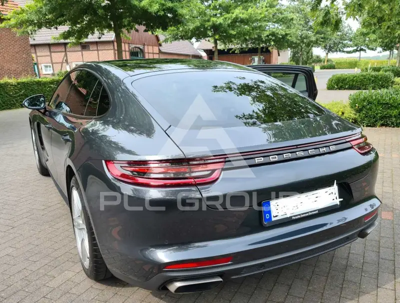 2018 Porsche Panamera