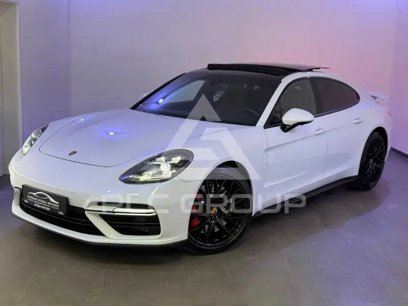 2018 Porsche Panamera