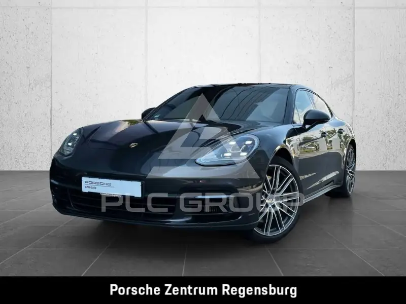2018 Porsche Panamera