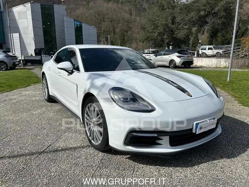 2018 Porsche Panamera