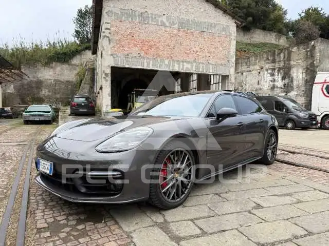 2018 Porsche Panamera