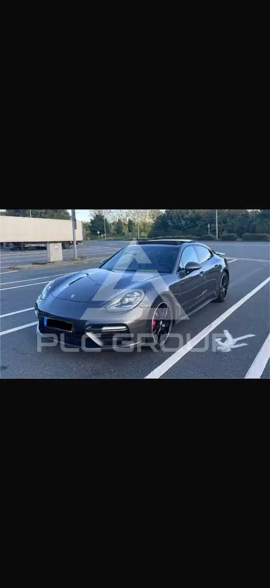 2018 Porsche Panamera