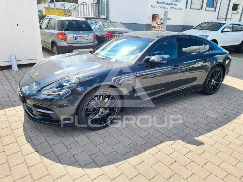 2018 Porsche Panamera