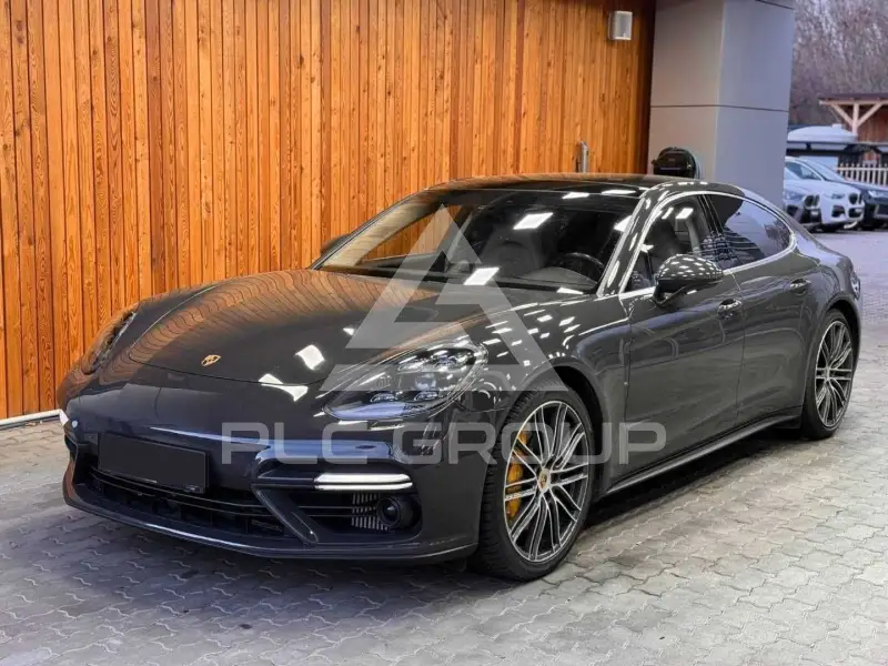 2018 Porsche Panamera