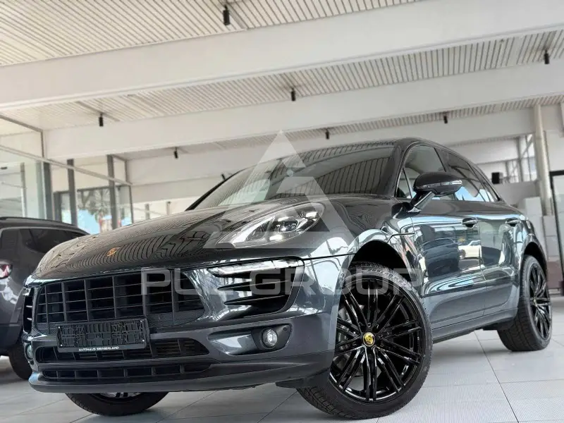 2018 Porsche MACAN