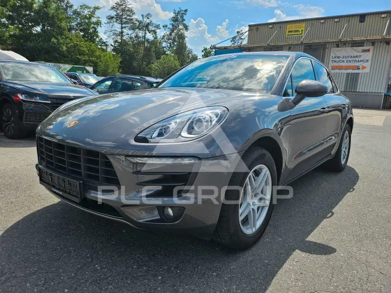 2018 Porsche MACAN