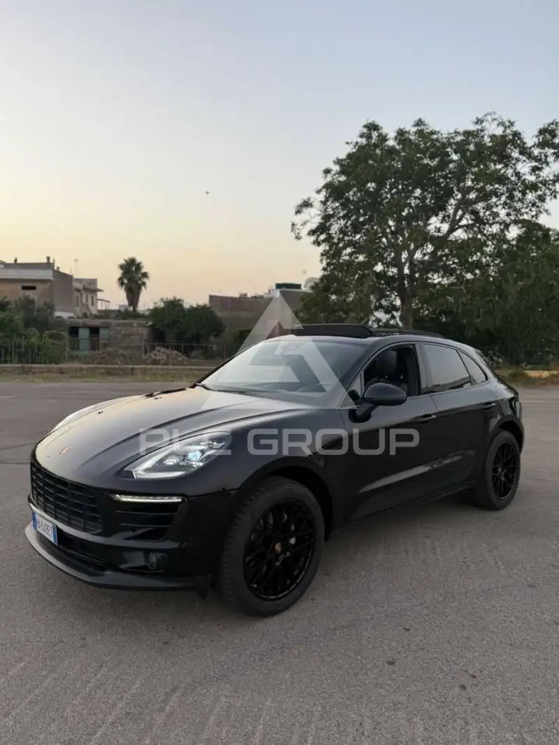 2018 Porsche MACAN