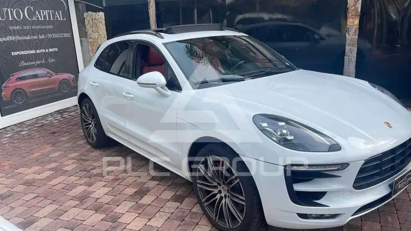 2018 Porsche MACAN