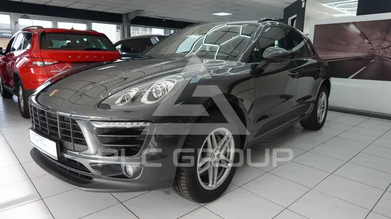 2018 Porsche MACAN
