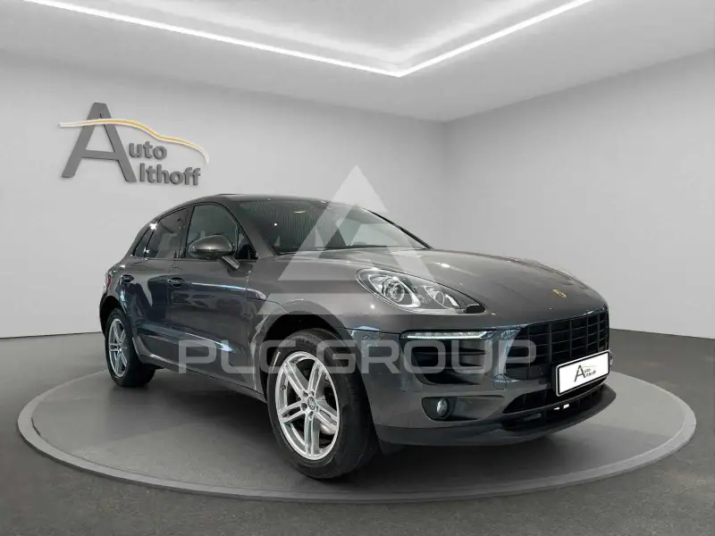 2018 Porsche MACAN
