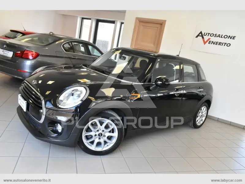 2018 Mini COOPER