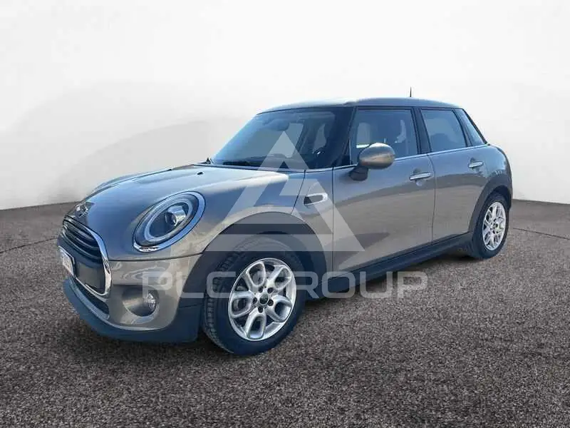 2018 Mini COOPER
