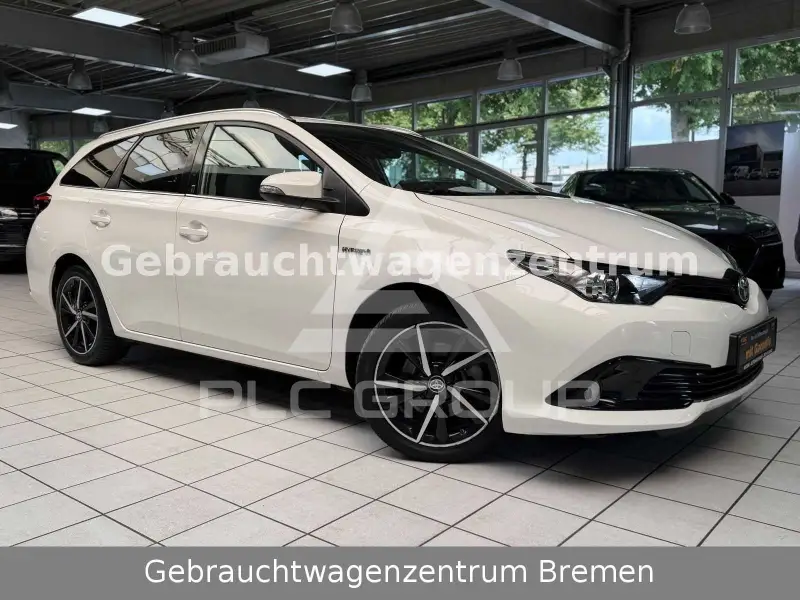 2018 Toyota AURIS