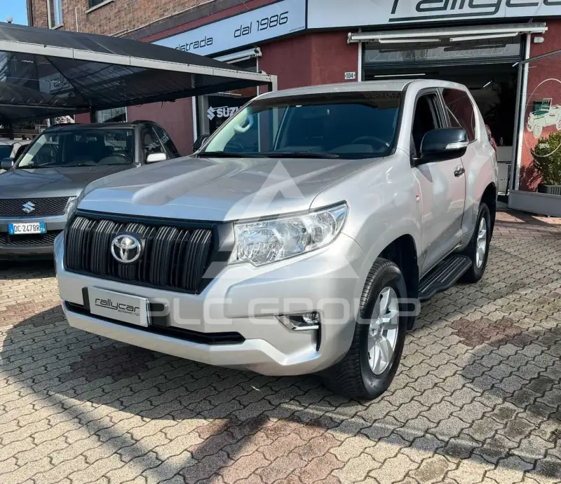 2018 Toyota LAND CRUISER