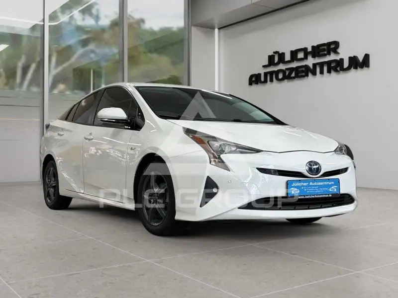 2018 Toyota PRIUS