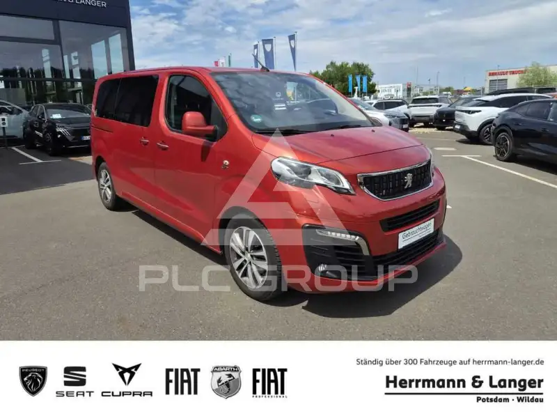 2018 Peugeot Traveller