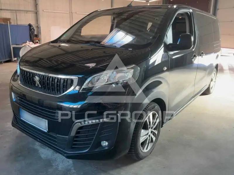 2018 Peugeot Traveller
