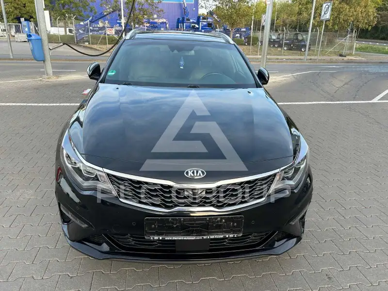 2018 KIA Optima