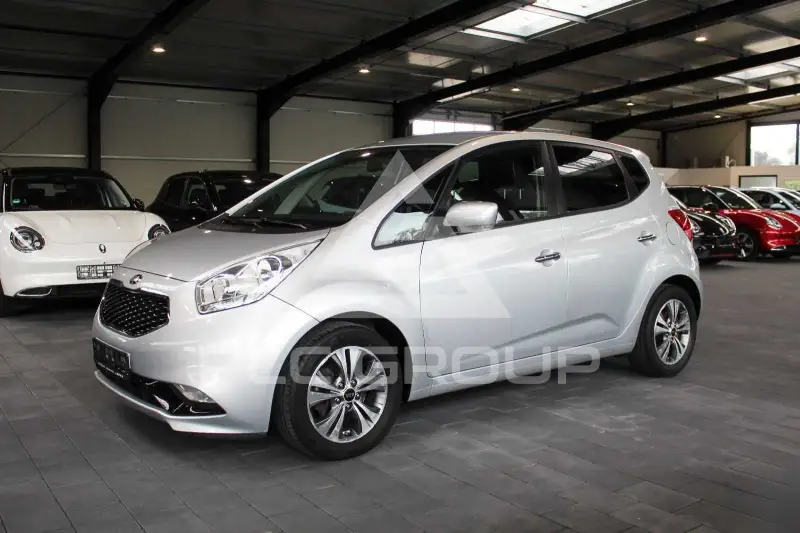 2018 KIA Venga