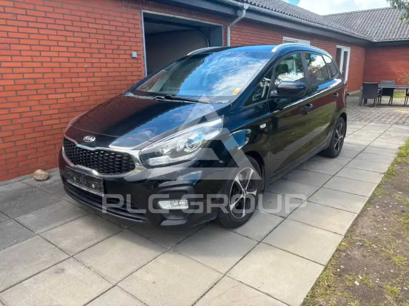 2018 KIA Carens