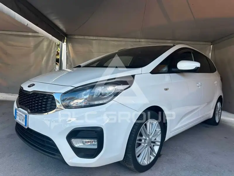 2018 KIA Carens