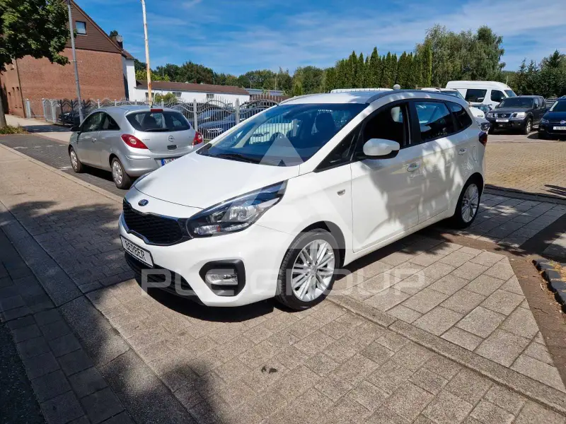 2018 KIA Carens