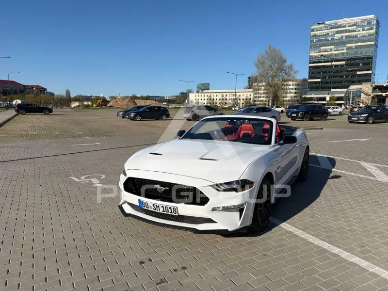 2018 Ford MUSTANG