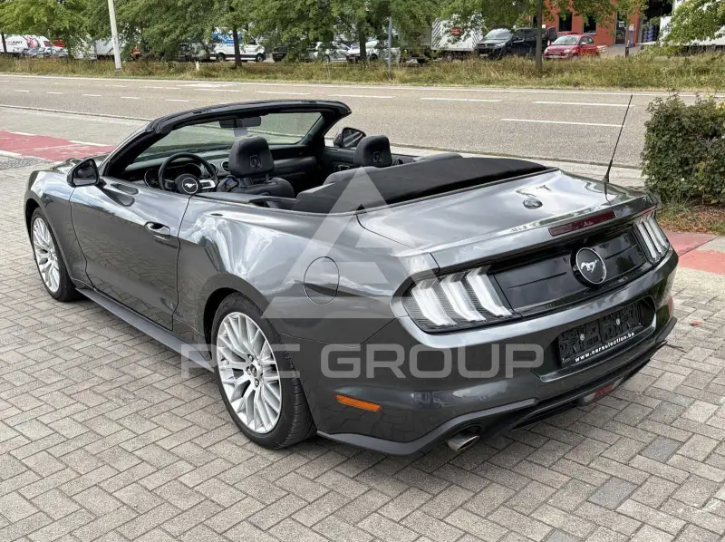 2018 Ford MUSTANG