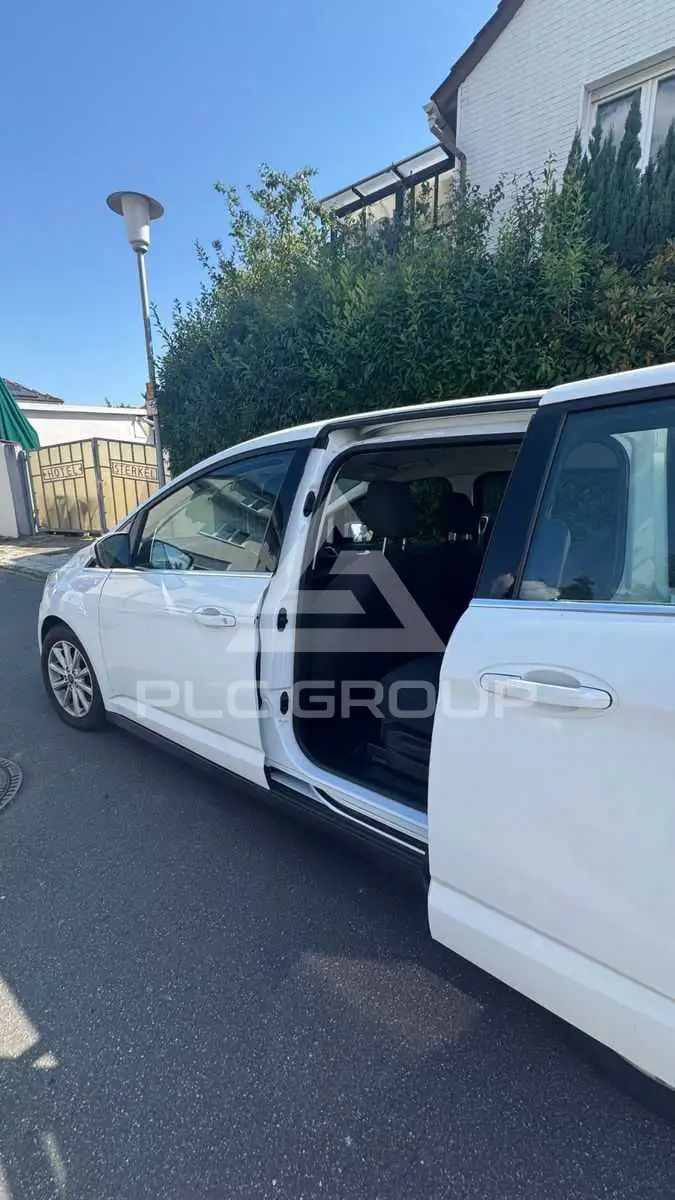 2018 Ford C-MAX