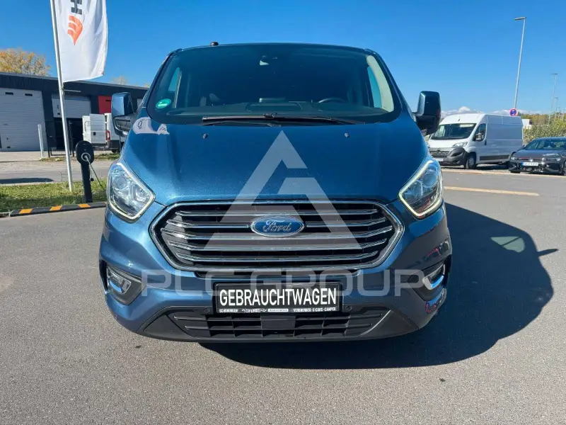 2018 Ford Tourneo