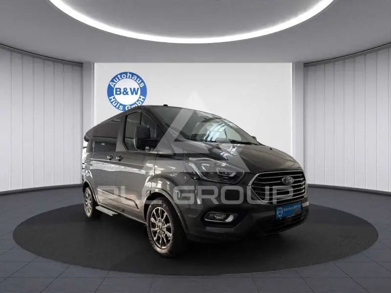 2018 Ford Tourneo