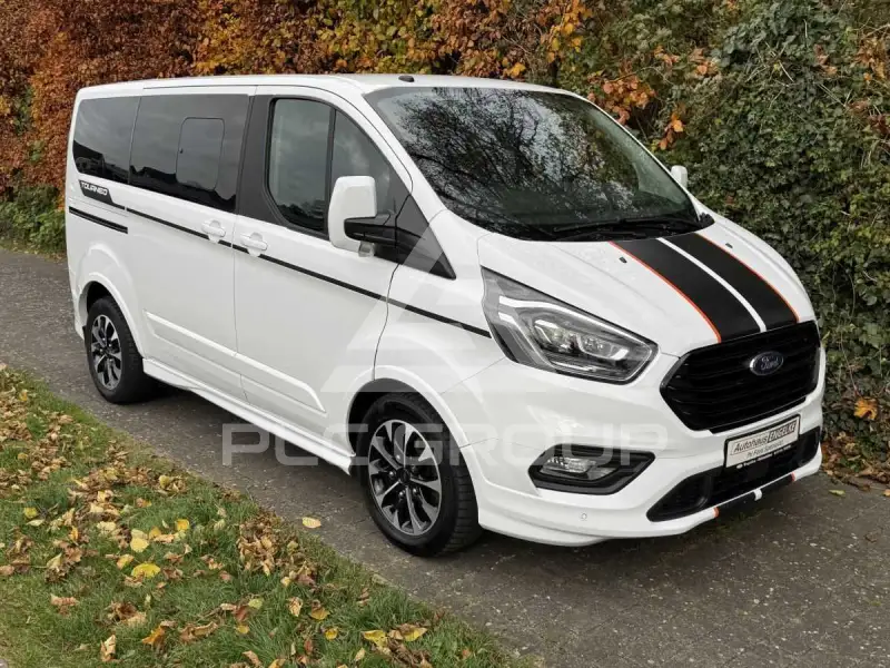 2018 Ford Tourneo