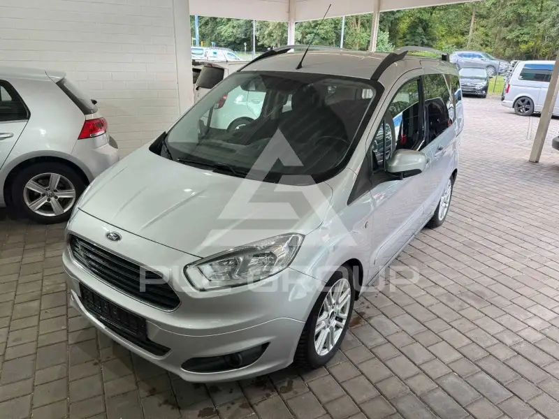 2018 Ford Tourneo
