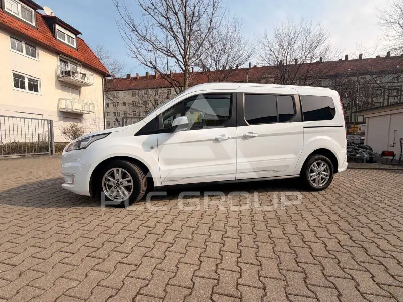 2018 Ford Tourneo