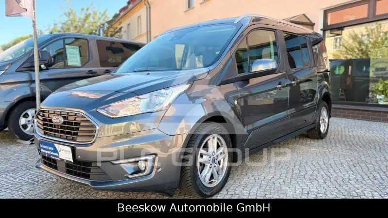 2018 Ford Tourneo