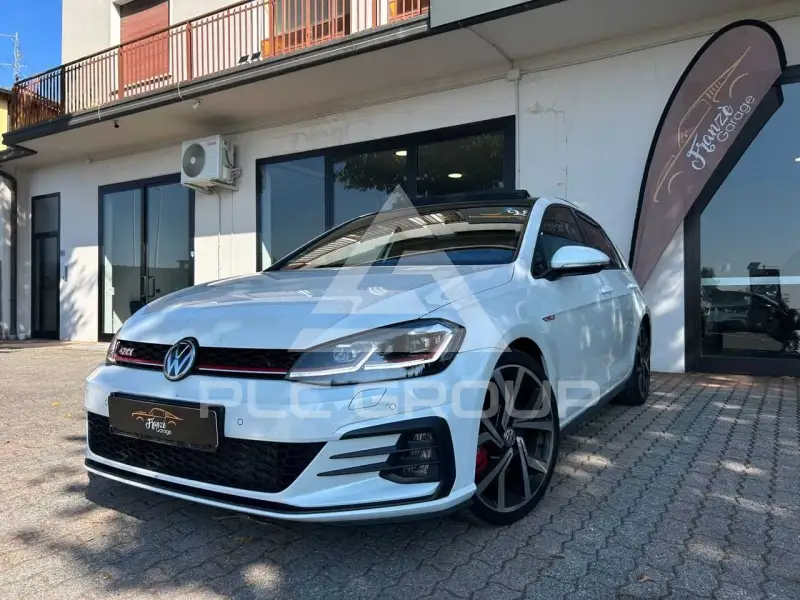 2012 Volkswagen GOLF
