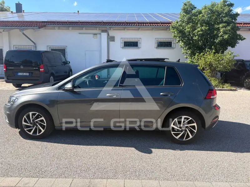 2018 Volkswagen GOLF
