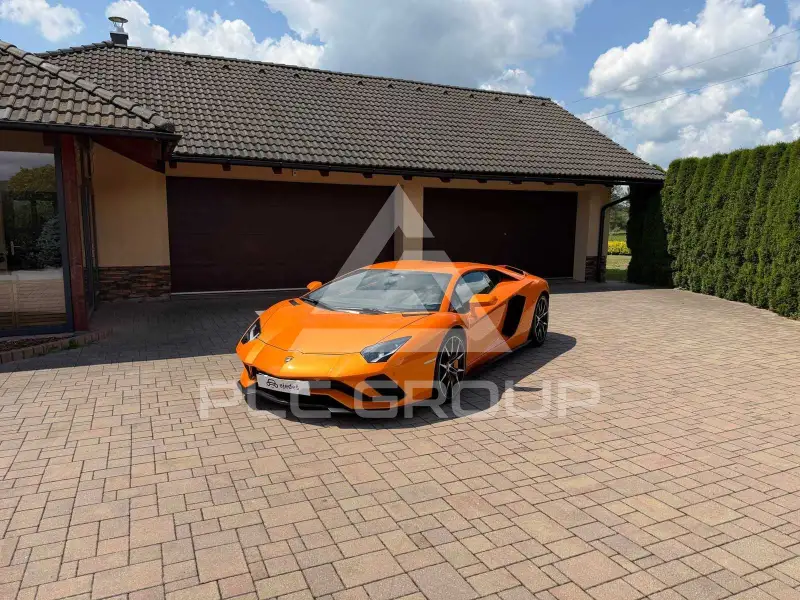 2018 Lamborghini Aventador