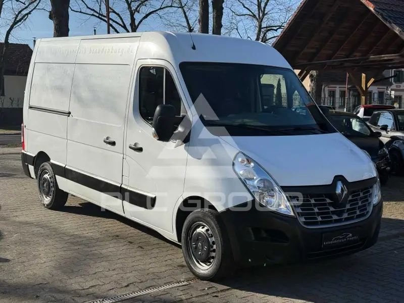 2018 Renault Master