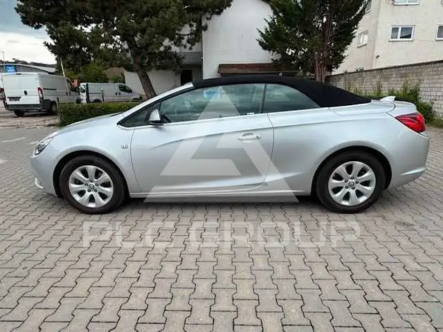 2018 Opel Cascada