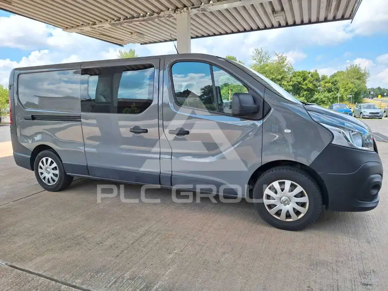 2019 Nissan NV 300