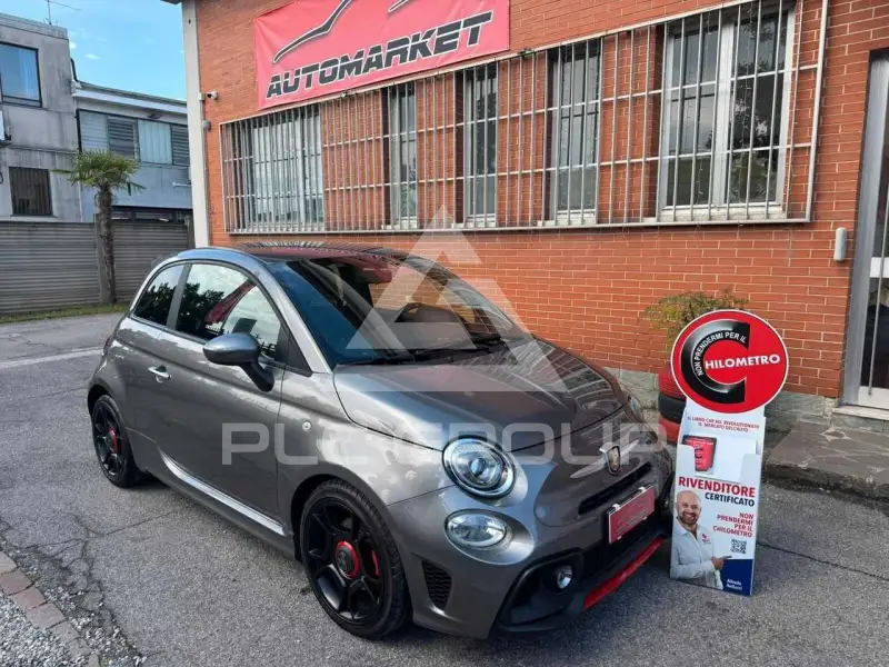 2019 Abarth 595
