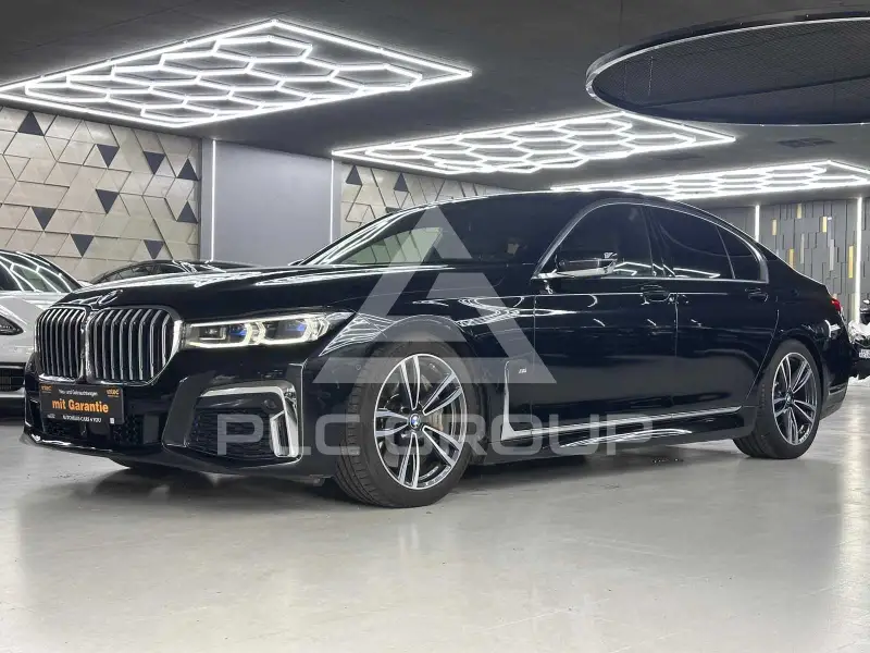 2019 BMW 740