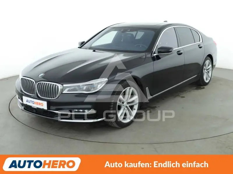 2019 BMW 740