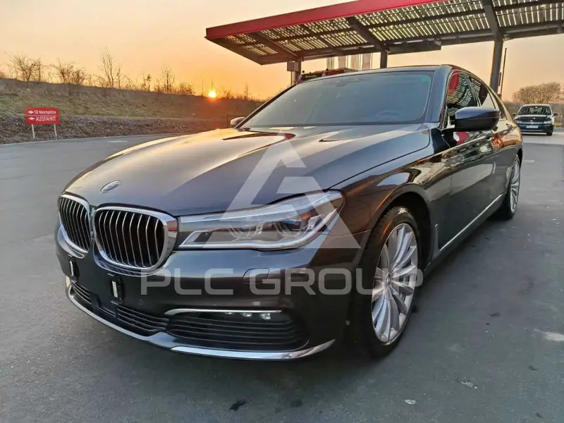 2019 BMW 740