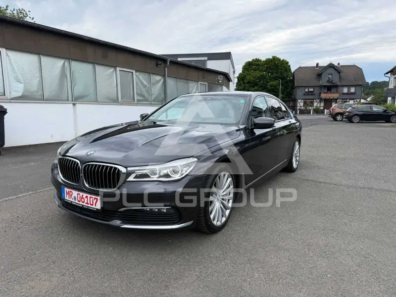2019 BMW 740