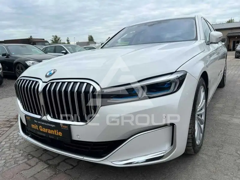 2019 BMW 750