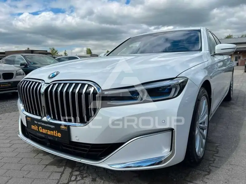 2019 BMW 750