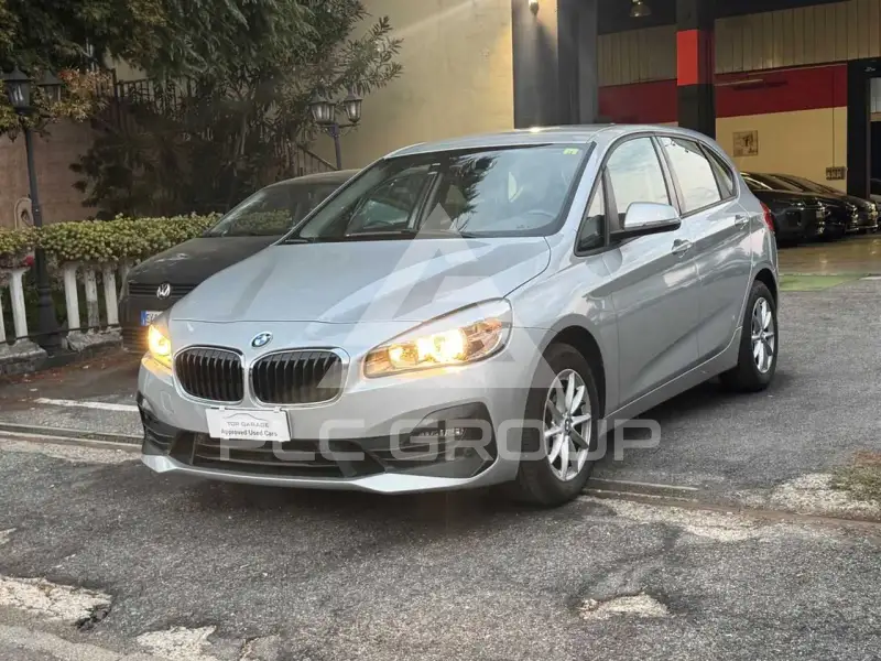 2019 BMW 220