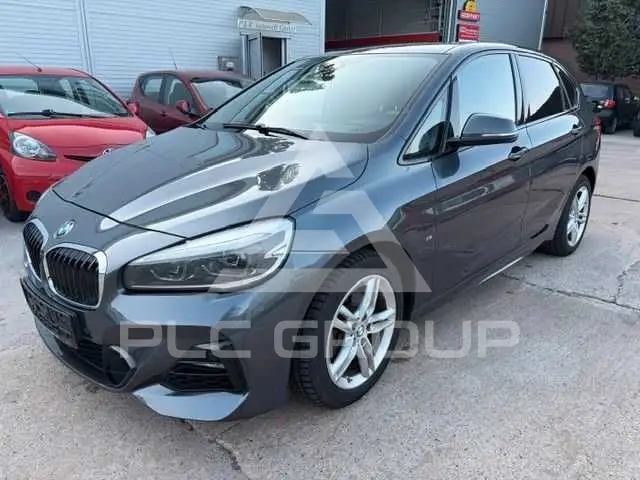 2019 BMW 220